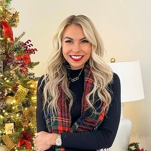 Meet your Posher, Ashley